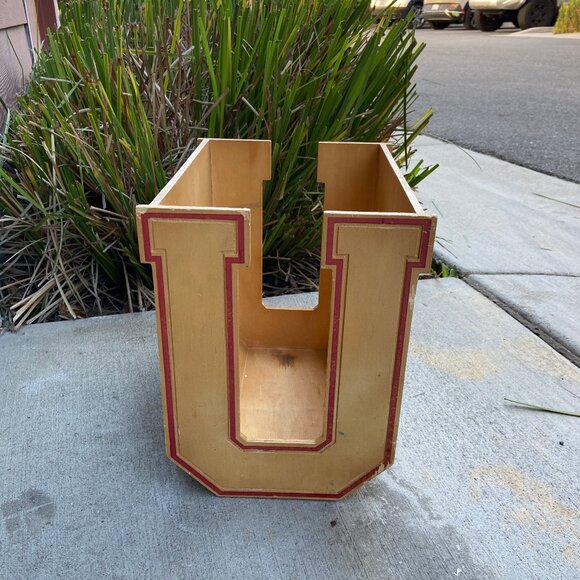 Wood Collegiate Style Magazine Holder / Organizer - Picture 1 of 4